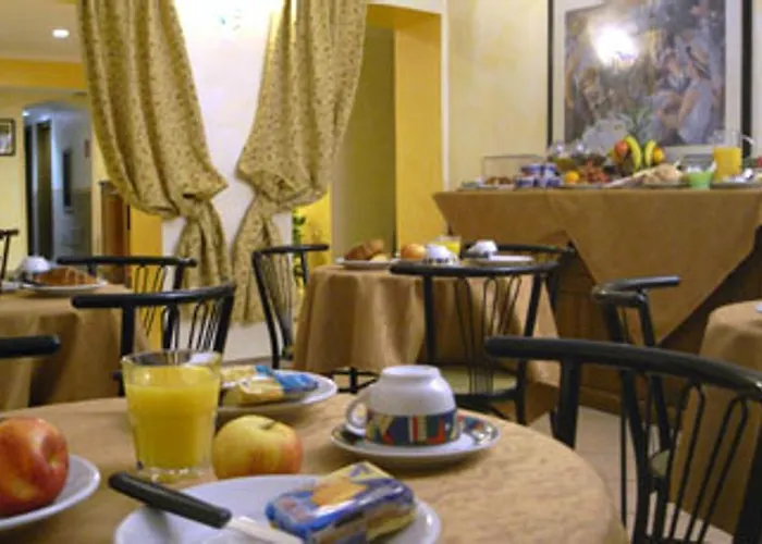 Casa Mia Hotel 2*